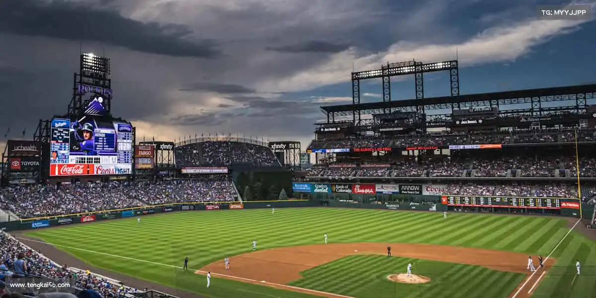 <strong>ued官网</strong>🏀/⚽️/🏊‍♀️（任选图标）从热爱到习惯，从赛场到生活 —— 体育，让每一刻都闪耀！